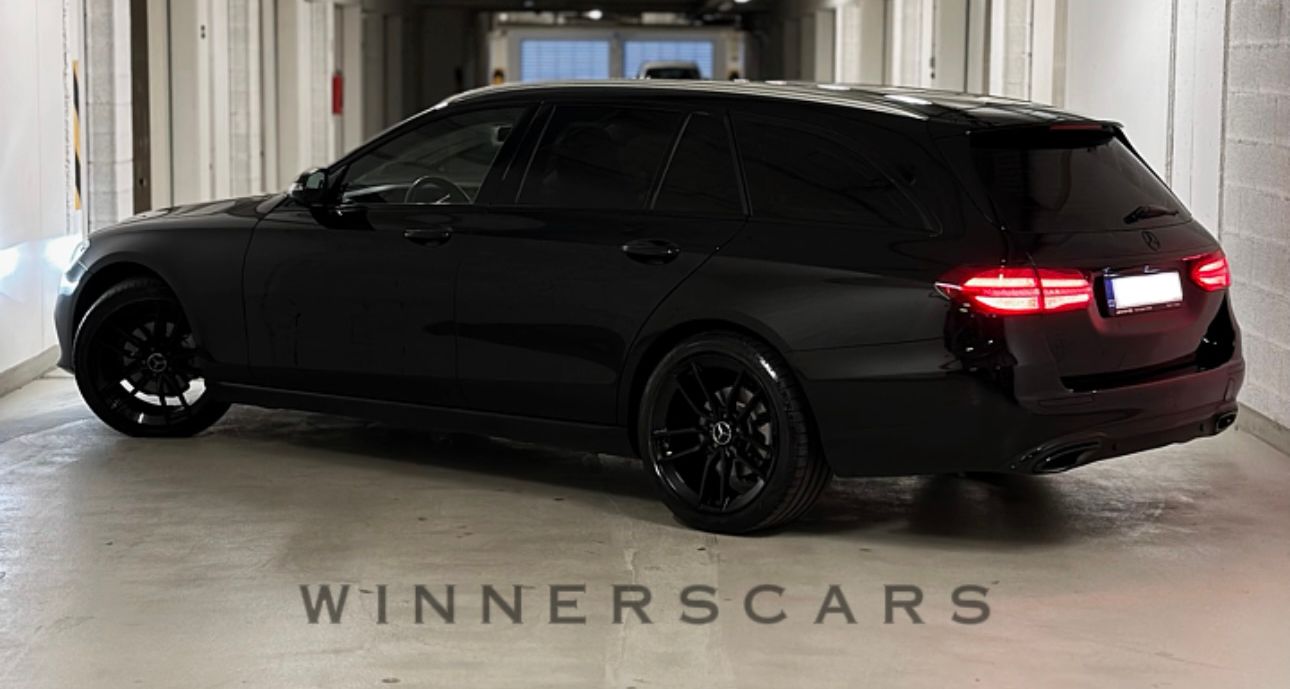 Mercedes-Benz - E-Class