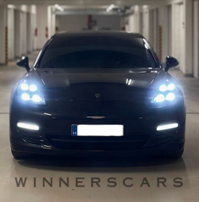 Porsche - Panamera