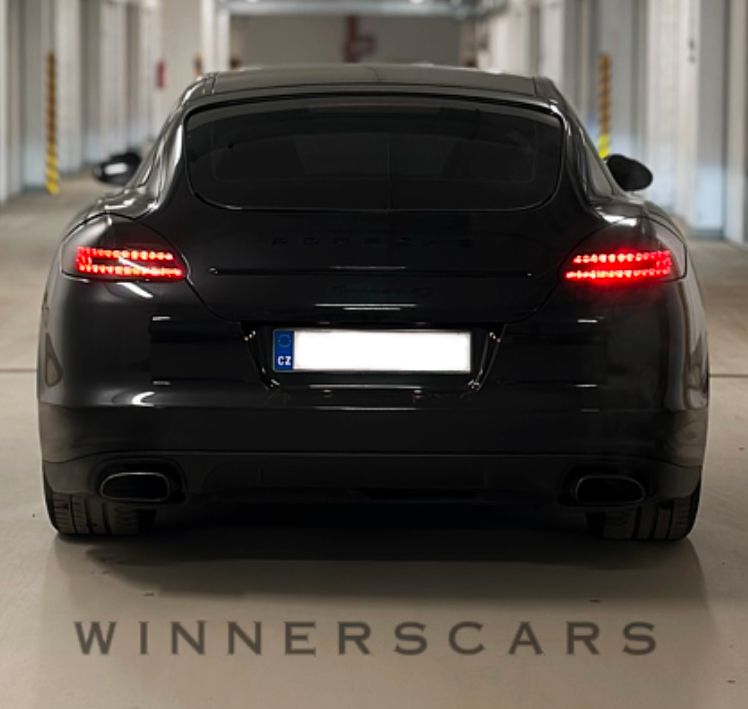 Porsche - Panamera